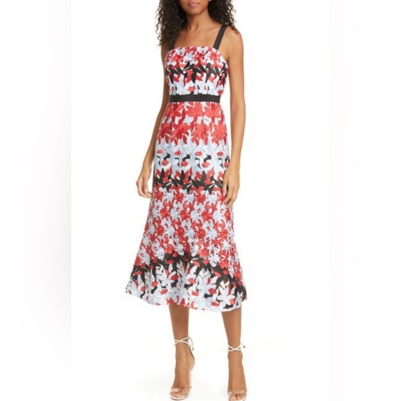 TED BAKER LONDON - Telily Fishtail Lace Body-con Dress In Ivory - Picture 2 of 8